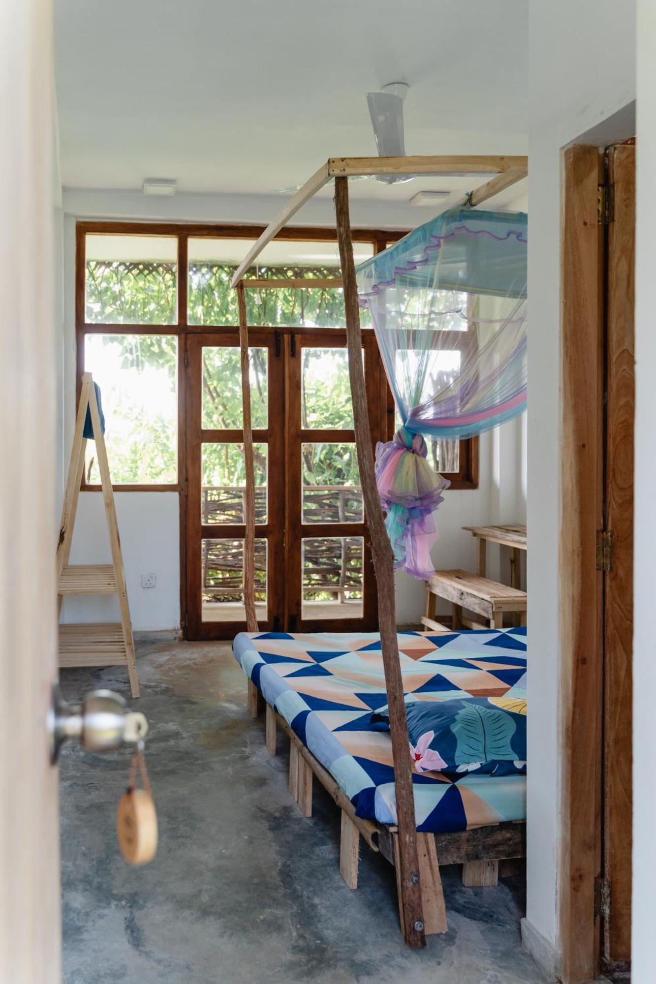 Albergue Gaia Ocean Surf Yoga Ahangama Exterior foto