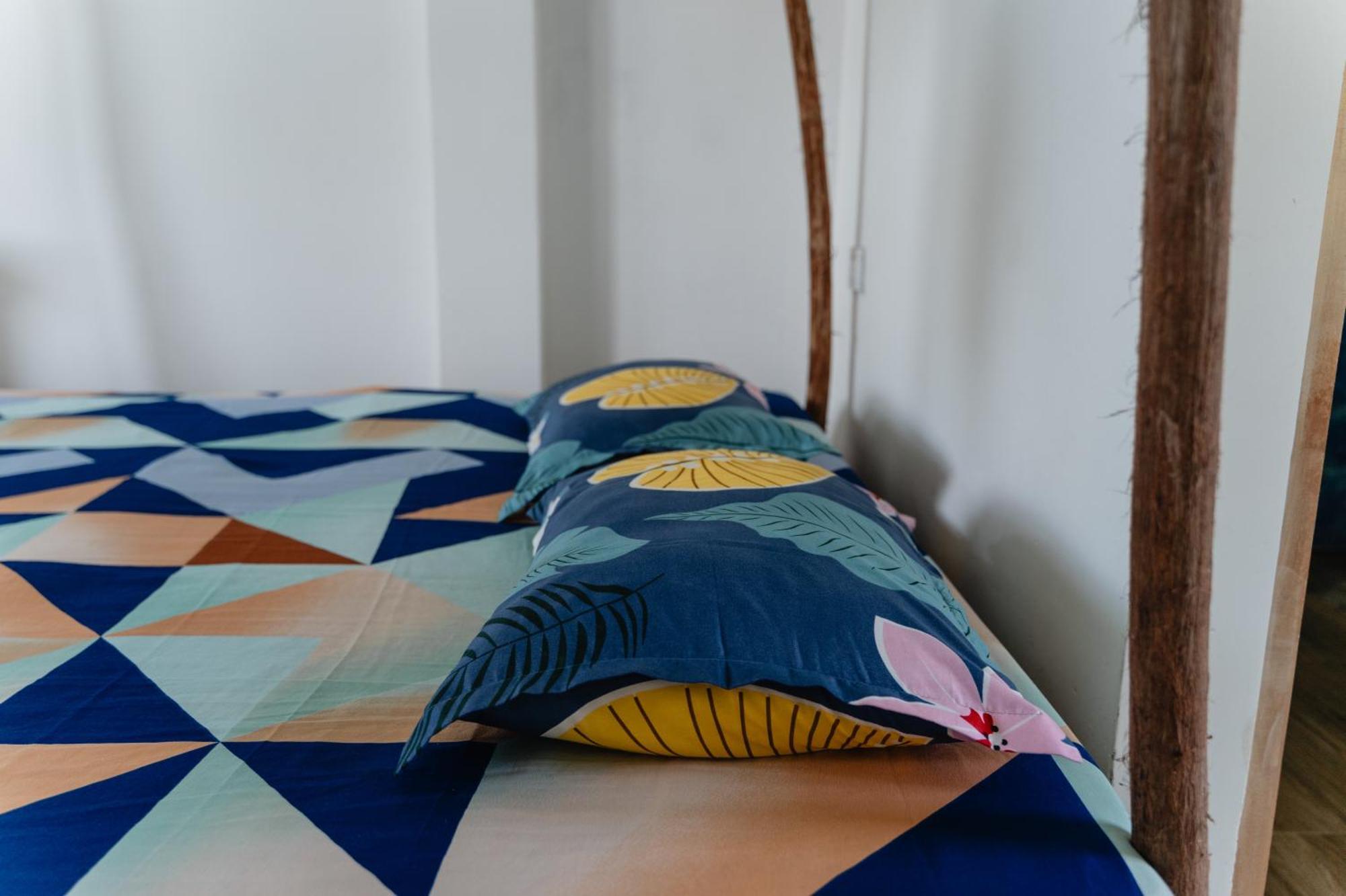 Albergue Gaia Ocean Surf Yoga Ahangama Exterior foto